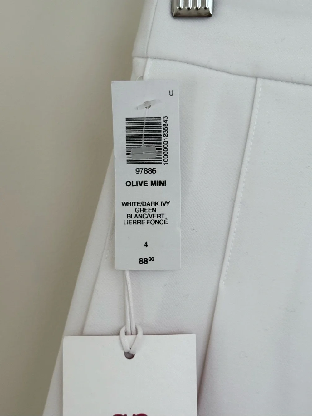 Aritzia. Sun-deh White Pleated Mini Tennis Skirt. US 4 size, true to size. New.